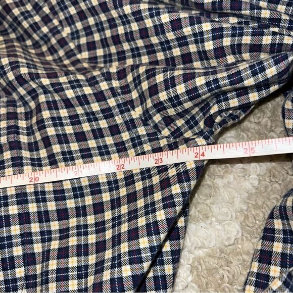 Tommy Hilfiger size XL shirt - Picture 4 of 4